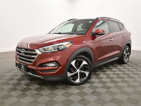 Used 2016 Hyundai Tucson Limited w/ Option Group 03 AWD/4WD image 2