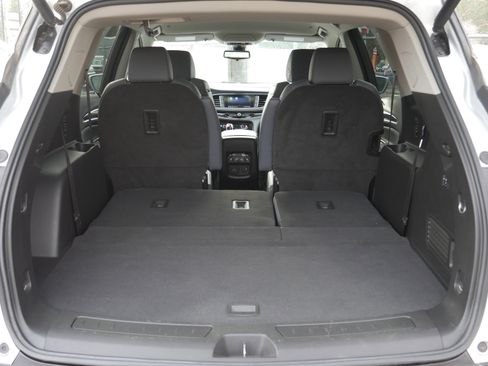 Used 2020 Buick Enclave Premium w/ Surround and Sites Package image 27