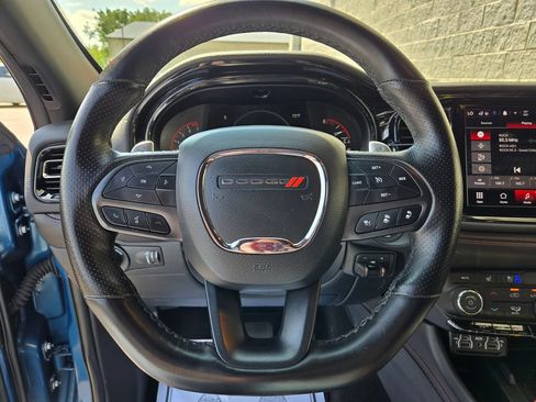 Used 2025 Dodge Durango GT AWD/4WD image 17