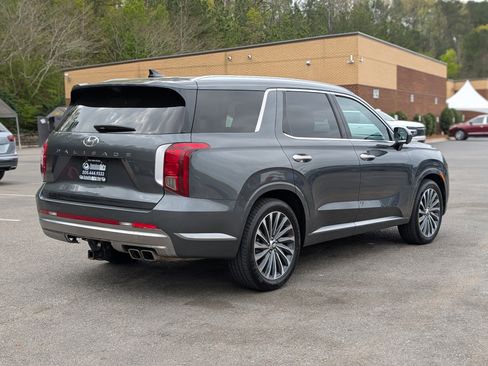 Used 2024 Hyundai Palisade Calligraphy image 9