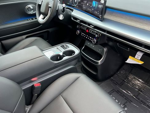 New 2026 Hyundai Ioniq 9 SEL w/ Tow & Go Package image 13