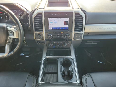 Used 2021 Ford F250 Lariat w/ Lariat Value Package image 21