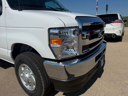 New 2026 Ford E-350 and Econoline 350 Super Duty w/ Power Equipment Group RWD image 33