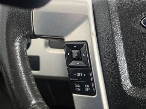 Used 2014 Ford F150 Platinum image 27