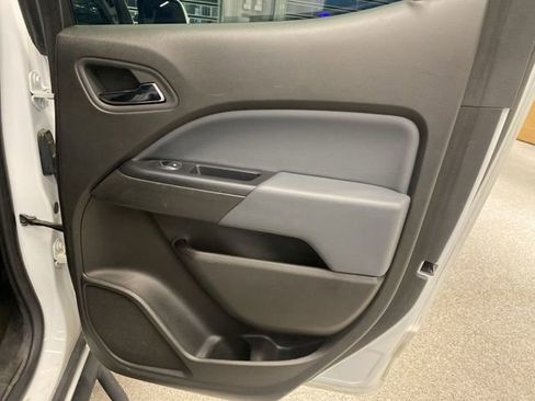 Used 2015 Chevrolet Colorado Z71 image 31