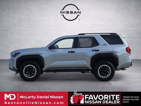 Used 2025 Toyota 4Runner TRD Off-Road Premium w/ Tow Technology Package AWD/4WD image 3