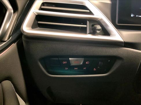 Used 2025 BMW 440i xDrive Coupe w/ Premium Package image 34