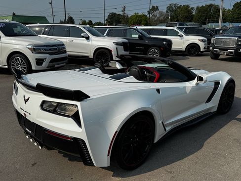 Used 2019 Chevrolet Corvette Z06 RWD image 6
