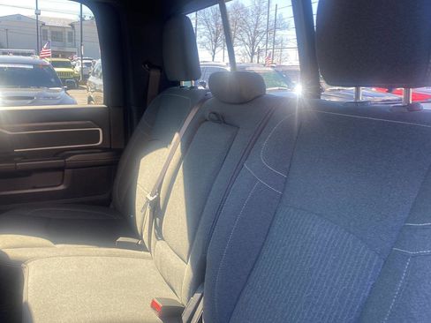 Used 2020 RAM 2500 Big Horn w/ Level 2 Equipment Group image 10