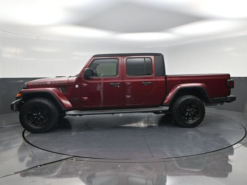 Used 2021 Jeep Gladiator Sport AWD/4WD image 3