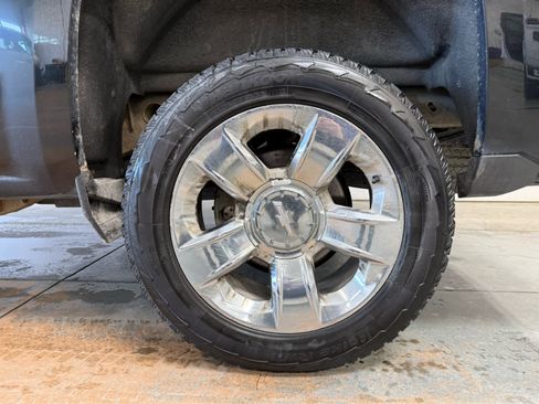 Used 2018 Chevrolet Silverado 1500 LTZ w/ Sport Package image 8