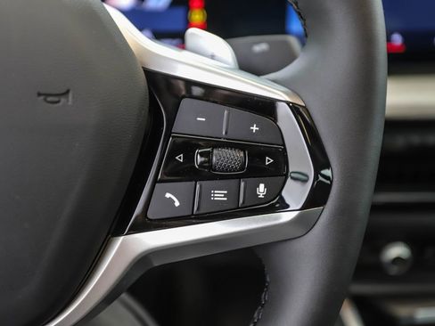 Used 2025 BMW 330i xDrive Sedan w/ Convenience Package image 13