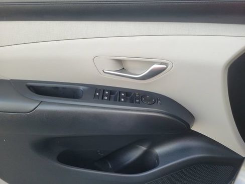 Used 2025 Hyundai Tucson SEL FWD image 18