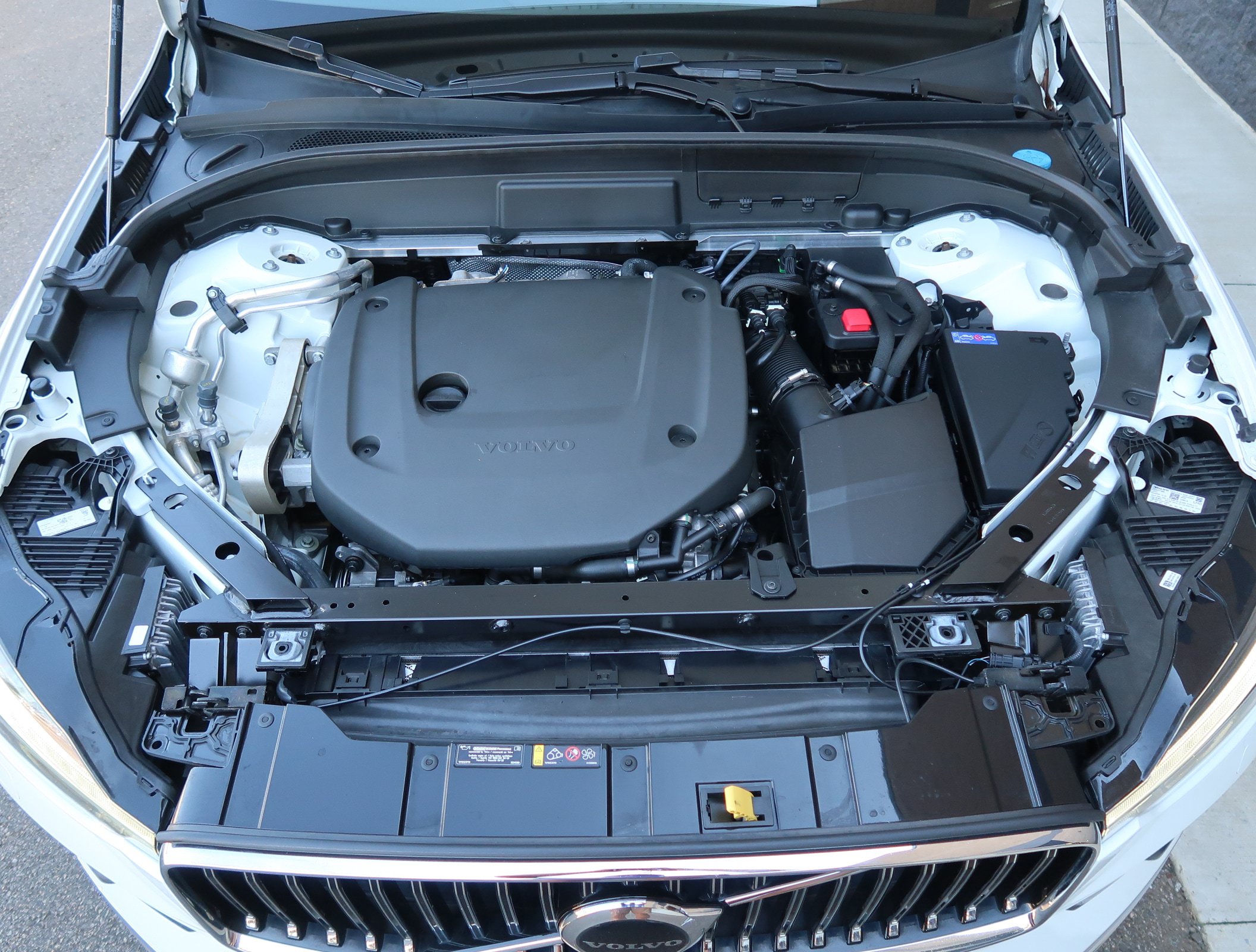 Used 2022 Volvo XC60 B6 Inscription w/ Advanced Package AWD/4WD image 45
