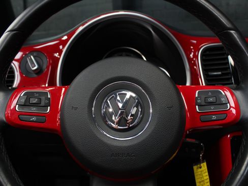 Used 2018 Volkswagen Beetle 2.0T S image 62