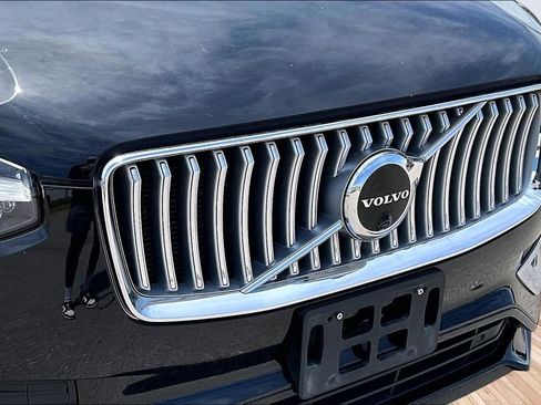 Used 2023 Volvo XC90 T8 Ultimate w/ Lounge Package AWD/4WD image 27