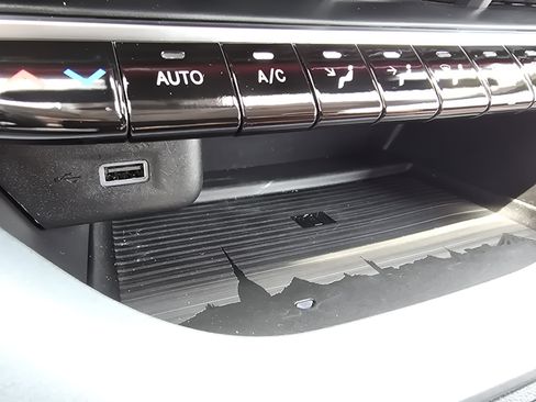 Used 2024 FIAT 500 e (RED) image 26