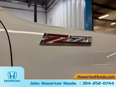 Used 2025 Chevrolet Silverado 3500 LT w/ All Star Edition image 10