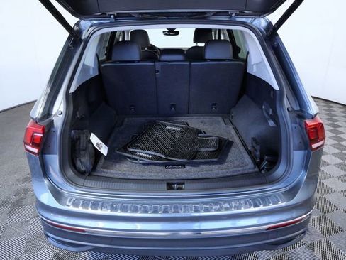 Used 2022 Volkswagen Tiguan SE image 10