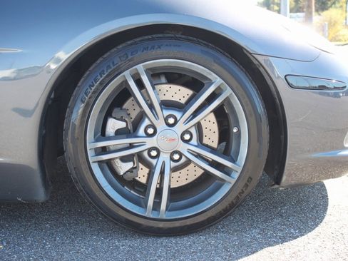 Used 2009 Chevrolet Corvette Base 2D Convertible w/ Preferred Equipment Group image 4