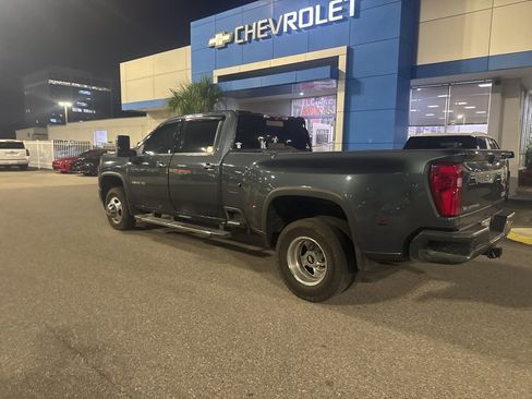 Used 2020 Chevrolet Silverado 3500 High Country w/ Technology Package image 5