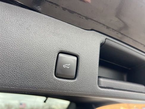 Certified 2023 Ford Escape ST-Line Select image 22