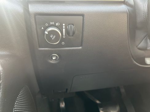 Used 2018 Jeep Grand Cherokee Limited w/ Trailer Tow Group IV AWD/4WD image 24