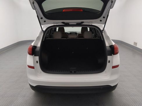 Used 2019 Hyundai Tucson Value AWD/4WD image 29