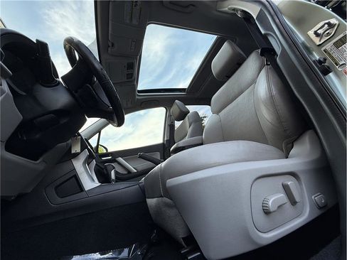 Used 2014 Subaru Forester 2.5i Limited w/ Popular Package #2 image 32