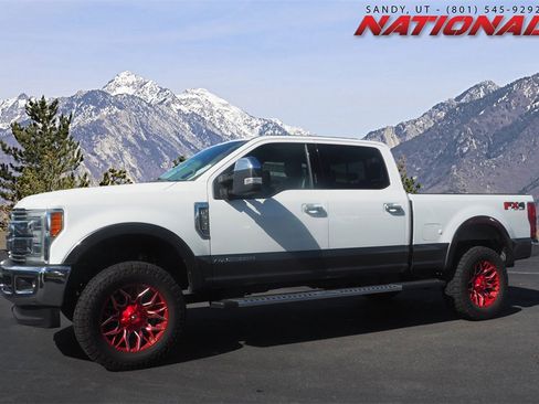 Used 2019 Ford F350 Lariat w/ Lariat Ultimate Package image 1