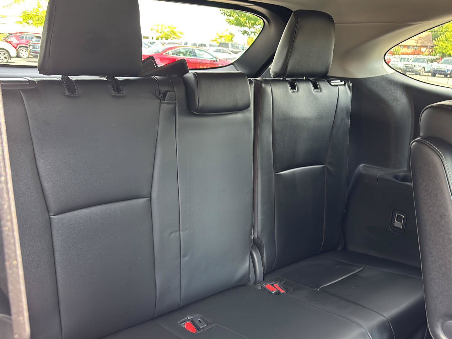 Used 2024 Toyota Highlander Limited AWD/4WD image 16