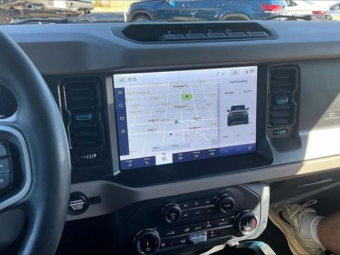 Used 2022 Ford Bronco Wildtrak AWD/4WD image 5