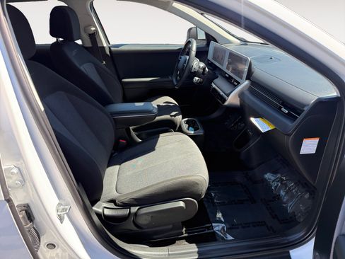 Used 2024 Hyundai Ioniq 5 SEL RWD image 19