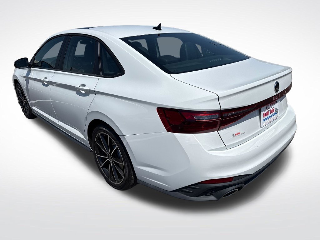Used 2026 Volkswagen Jetta GLI Autobahn FWD image 3