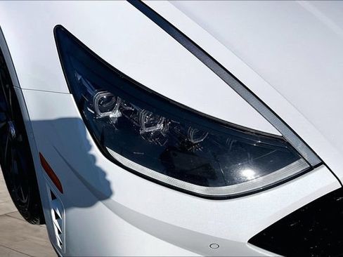 Used 2022 Hyundai Sonata Limited FWD image 32