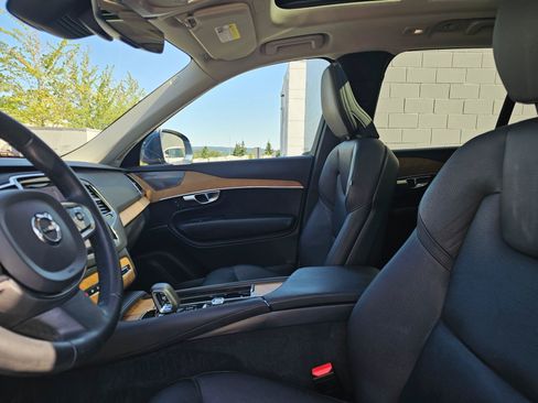 Used 2023 Volvo XC90 B5 Plus w/ Protection Package Premier AWD/4WD image 24