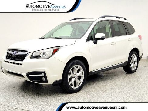 Used 2018 Subaru Forester 2.5i Touring AWD/4WD image 1