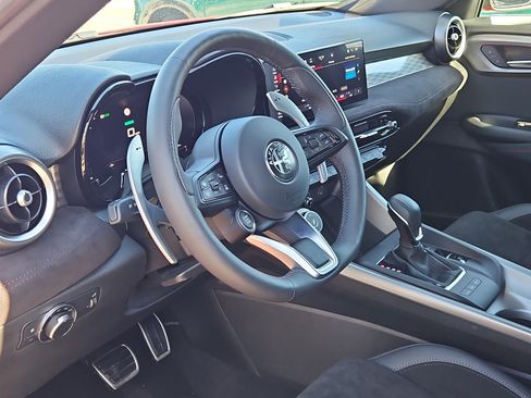 Used 2024 Alfa Romeo Tonale Veloce image 10