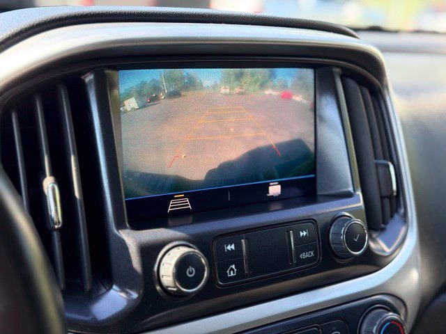 Used 2022 Chevrolet Colorado LT w/ LT Convenience Package AWD/4WD image 14