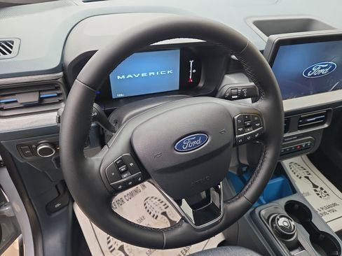New 2026 Ford Maverick XLT w/ XLT Luxury Package image 16