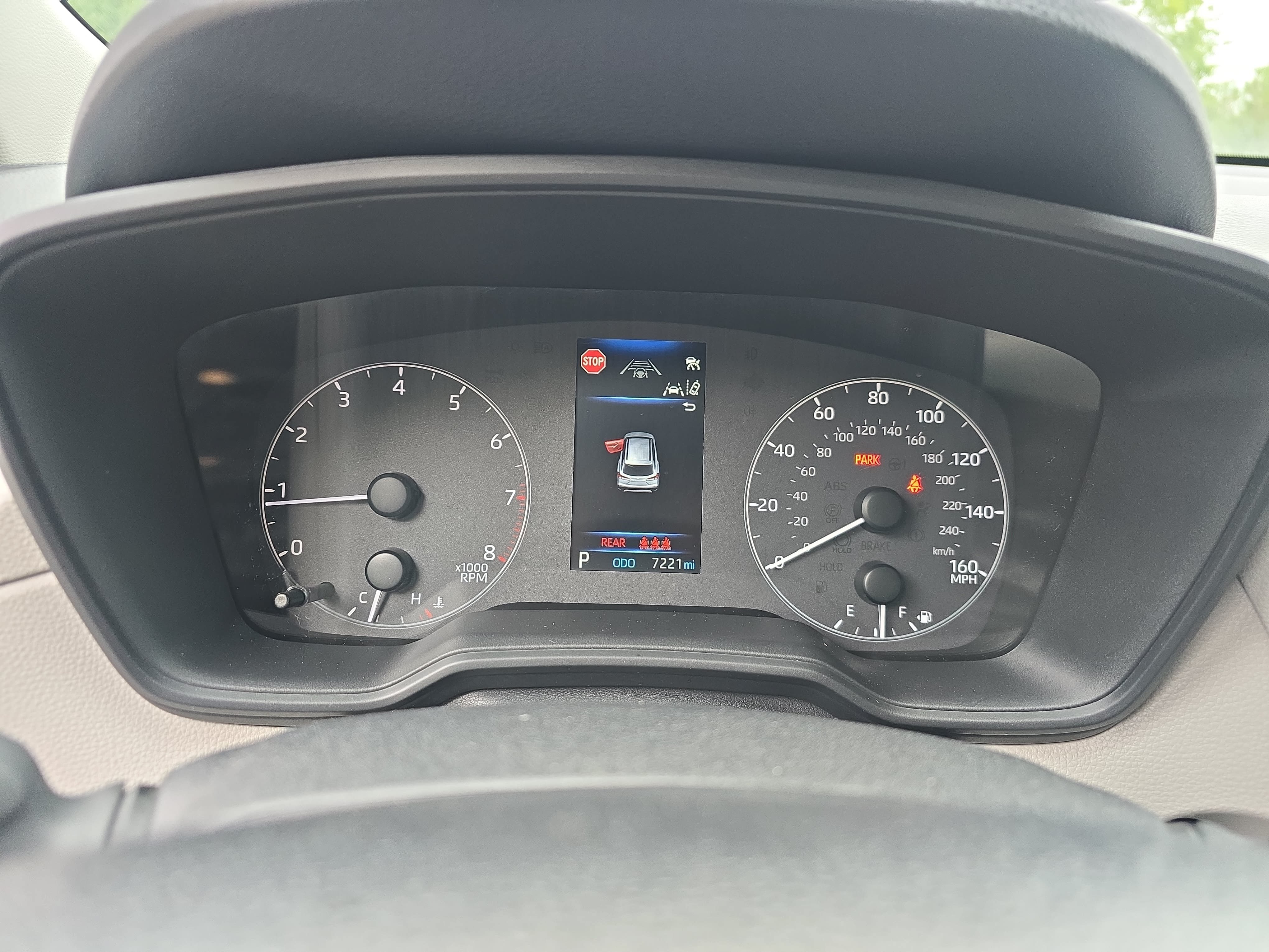 Used 2025 Toyota Corolla Cross LE FWD image 18