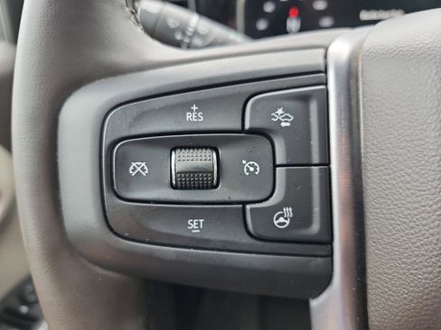 Certified 2025 GMC Sierra 1500 SLE image 25