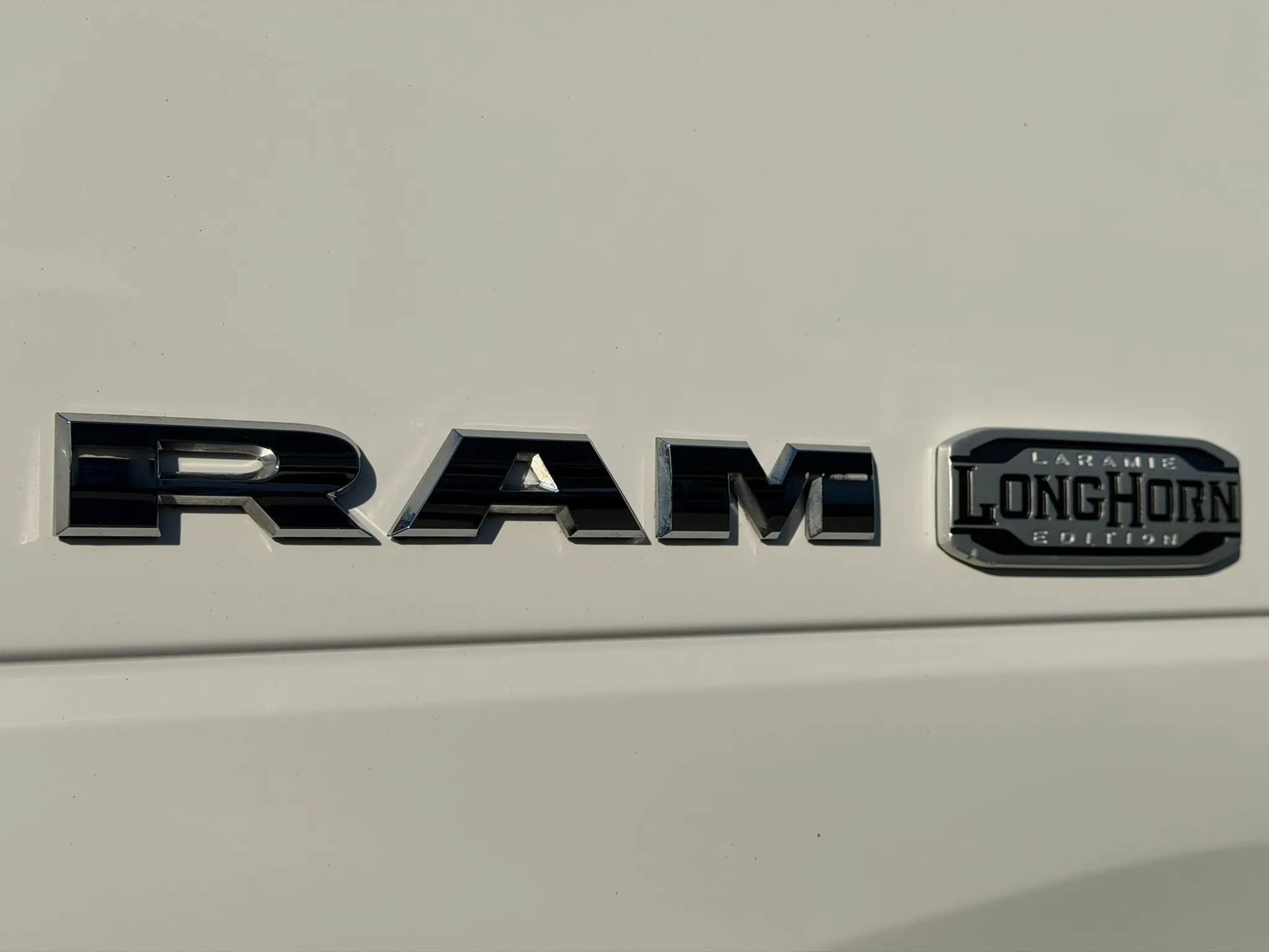 Used 2019 RAM 3500 Limited AWD/4WD image 6