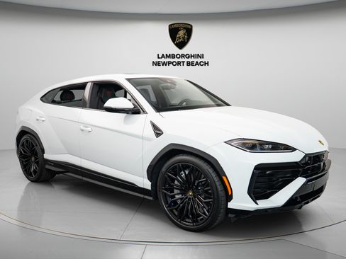 Used 2025 Lamborghini Urus SE AWD/4WD image 1