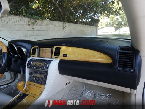 Used 2003 Lexus SC 430 Convertible RWD image 29