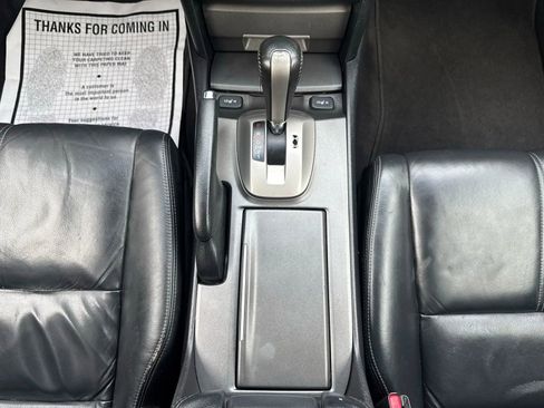 Used 2010 Honda Crosstour EX-L image 36
