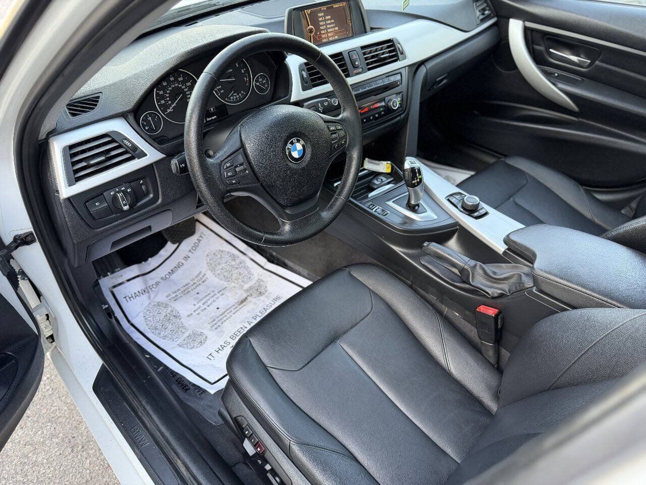 Used 2012 BMW 328i Sedan RWD image 9