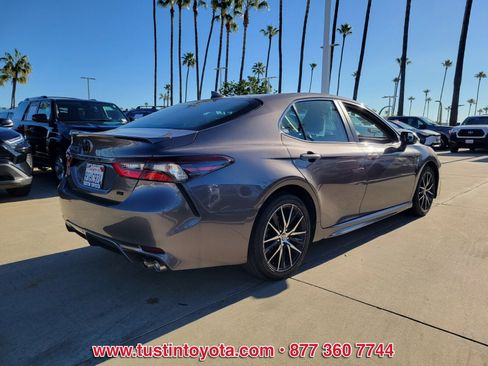 Certified 2023 Toyota Camry SE image 4