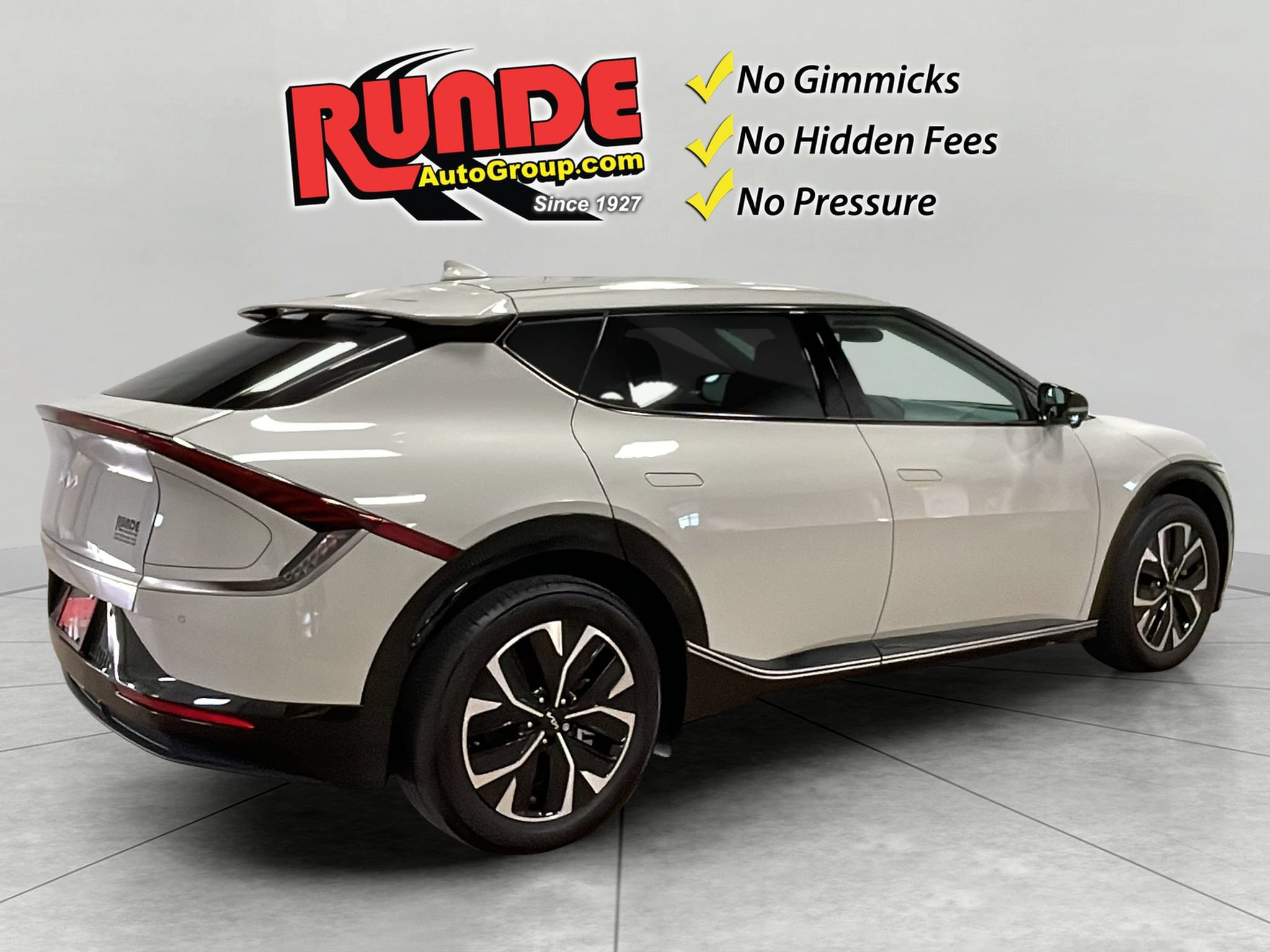 Used 2023 Kia EV6 Wind w/ Wind Technology Package AWD/4WD image 6