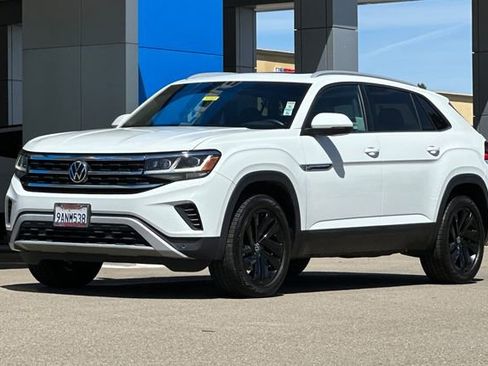Used 2022 Volkswagen Atlas Cross Sport SE w/ Panoramic Sunroof Package FWD image 10